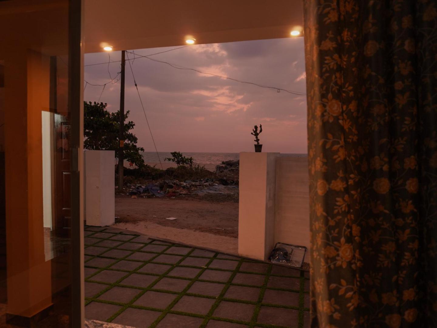 Marari Aidenz Beach Vibe Villa Alappuzha Exterior photo