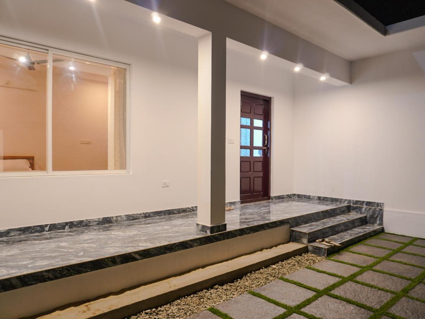 Marari Aidenz Beach Vibe Villa Alappuzha Exterior photo
